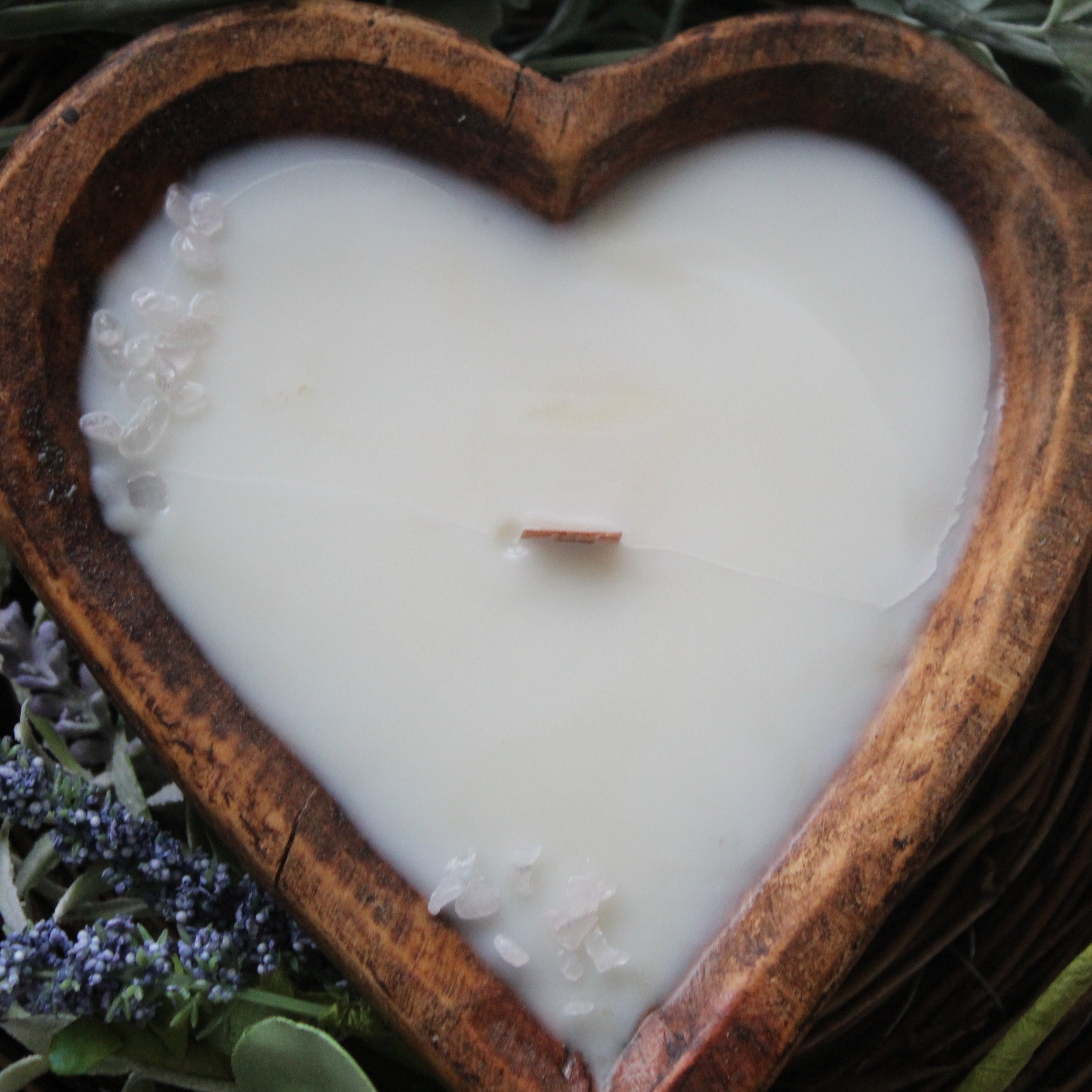 Wooden Heart Shape 3-Wick Candle